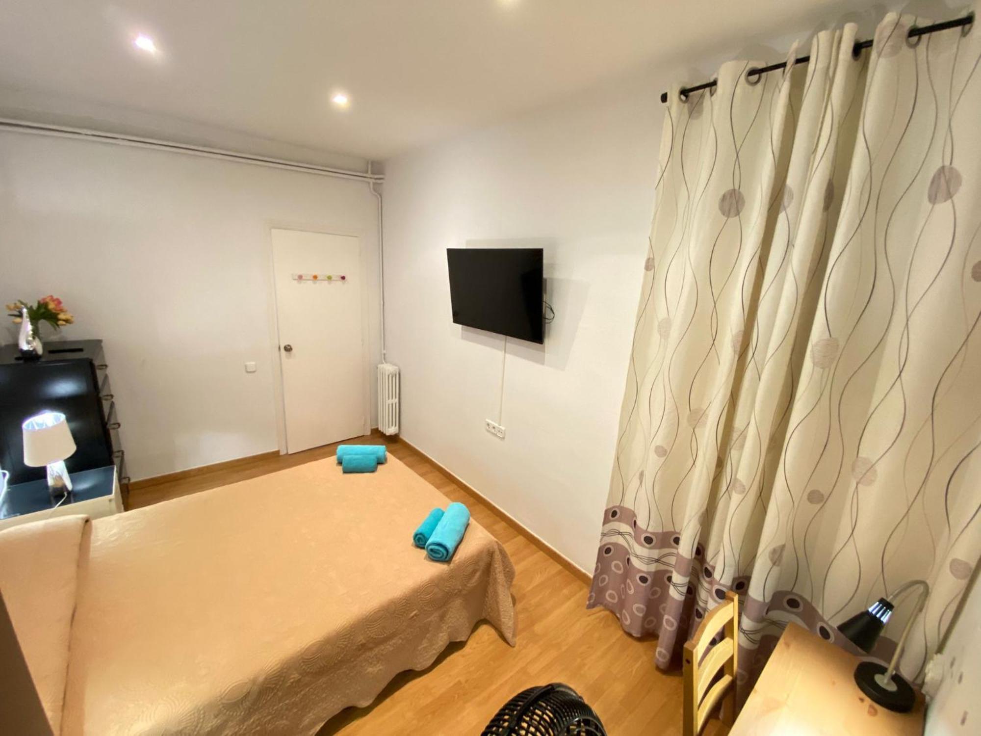 Bed & Breakfast Maribel Barcelona